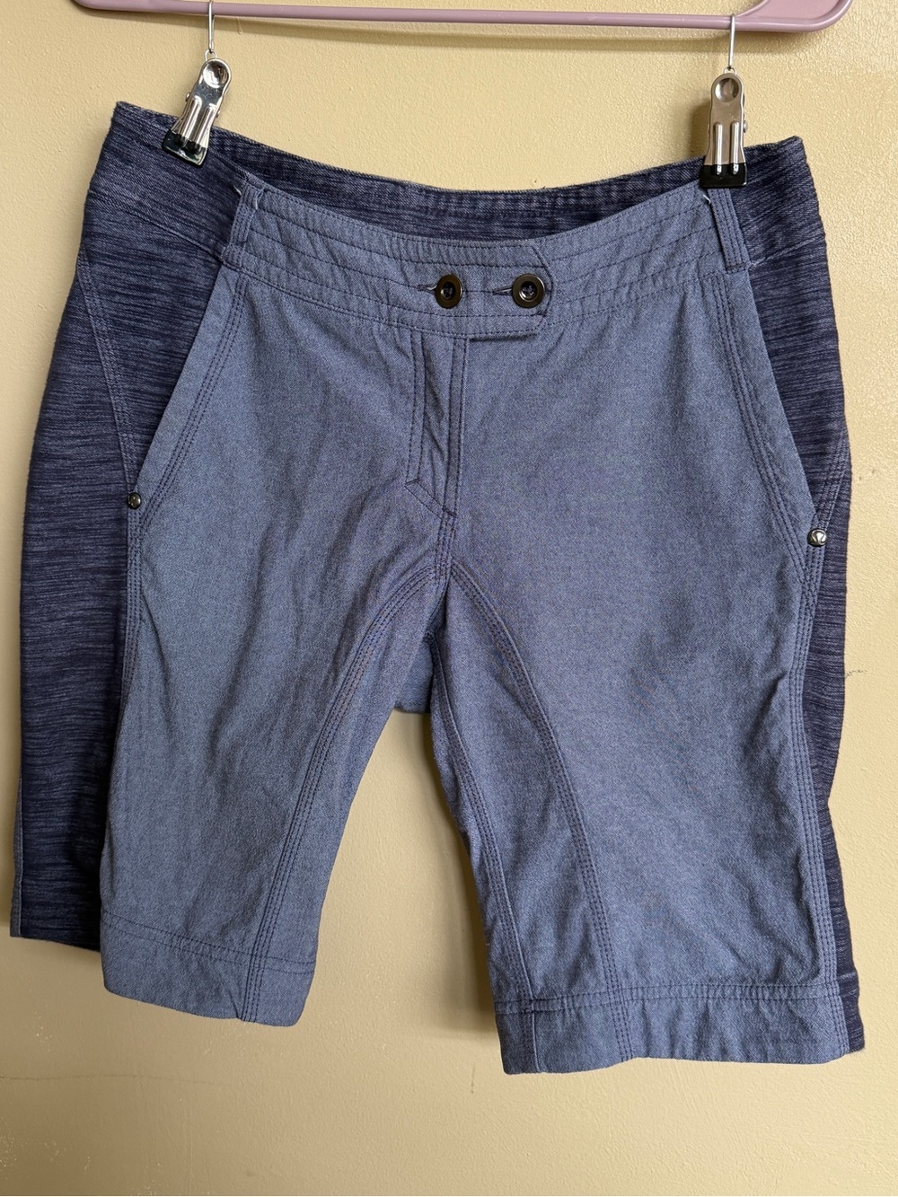 Lululemon Ride On Shorts – Size 6